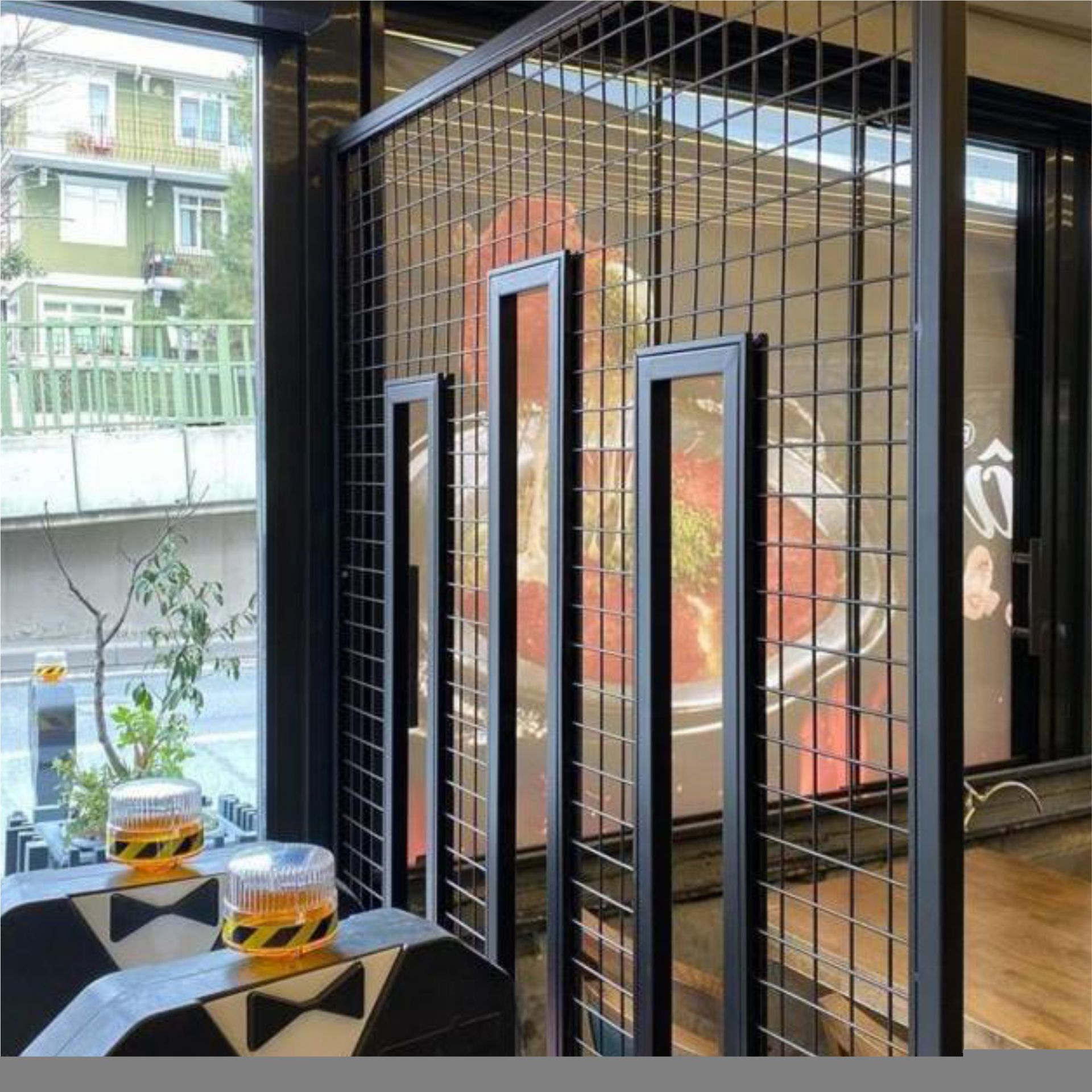 Restaurant Masa Arası Bölme